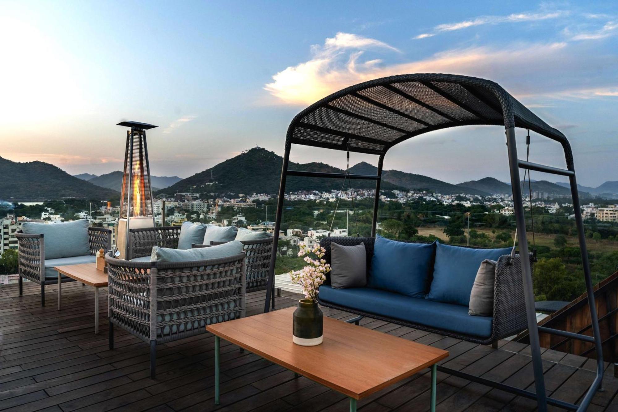 Parallel Hotel Udaipur, A Member Of Radisson Individuals Экстерьер фото